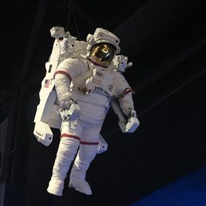 Meet your Posher, Liz